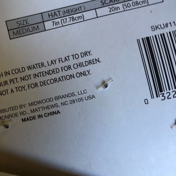 Pet Santa hat and scarf - Picture 8 of 8